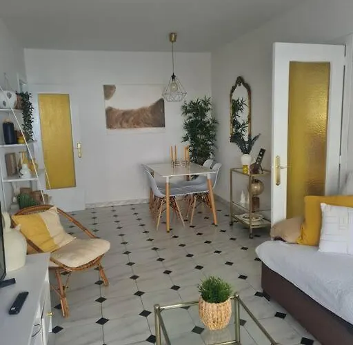 Beachside 2-bd Near Barcelona *