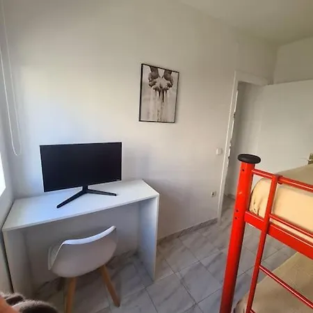 Beachside 2-bd Near Barcelona Lejlighed *