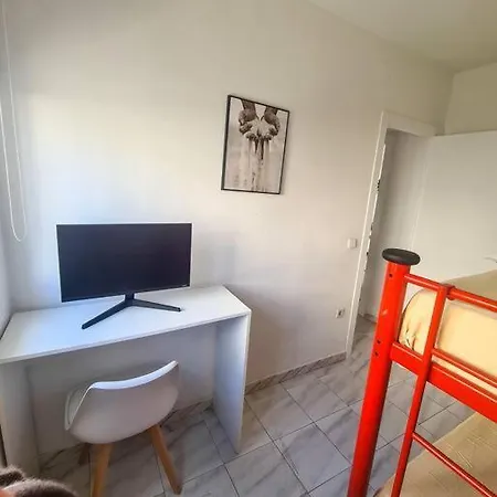 Lejlighed Beachside 2-bd Near Barcelona *